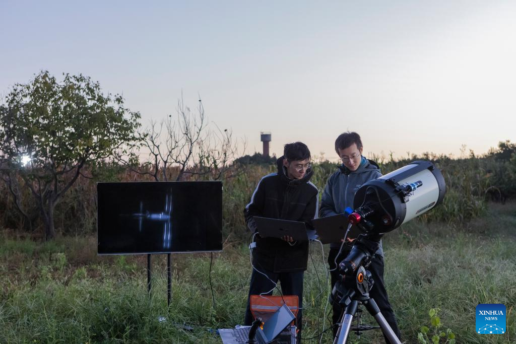 Profile: Astronomical photographer chasing China's space station