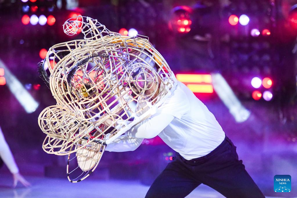 Artists from Hong Kong kick off countdown celebration on eve of 2023 in Times Square