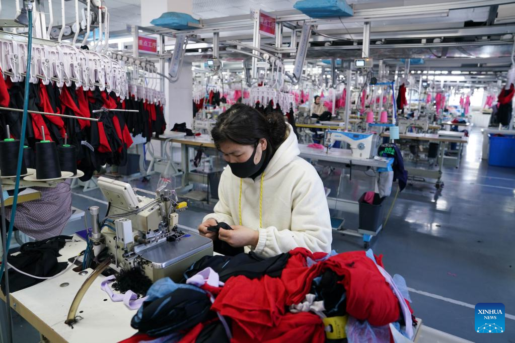 Factories across China resume busy operations