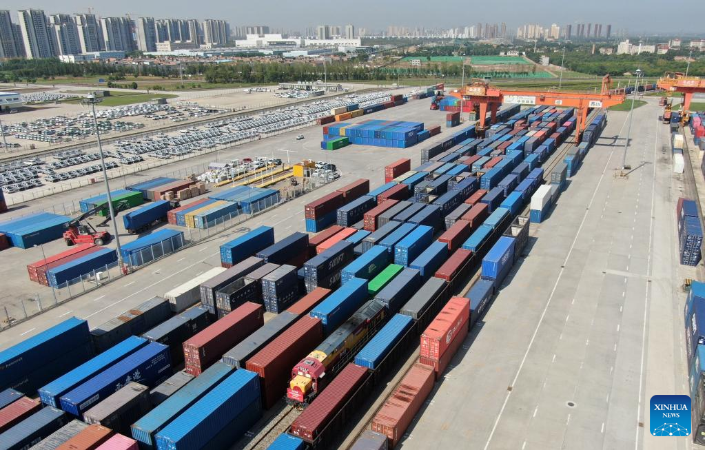 China-Europe freight train from Turkmenistan arrives at China's Xi'an