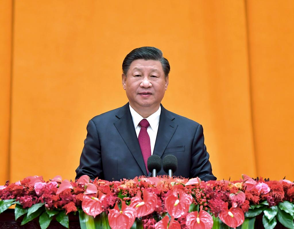 Xi extends Spring Festival greetings to all Chinese, urging solid work to create better future