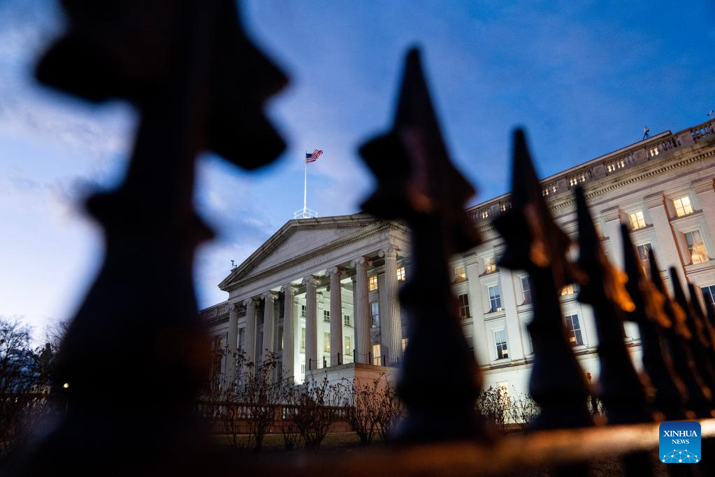 U.S. partisan standoff over debt ceiling poses risk of default, higher inflation