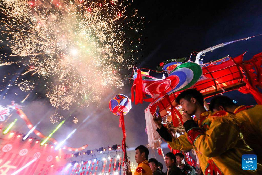 Activities held to celebrate upcoming Latern Festival across China