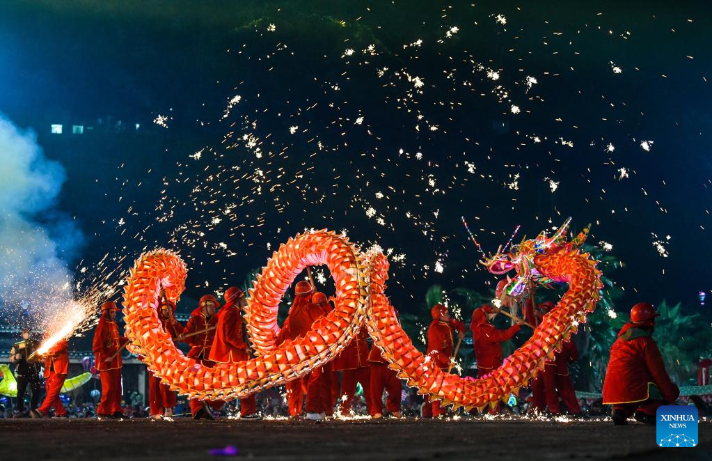 Chinese people celebrate Lantern Festival