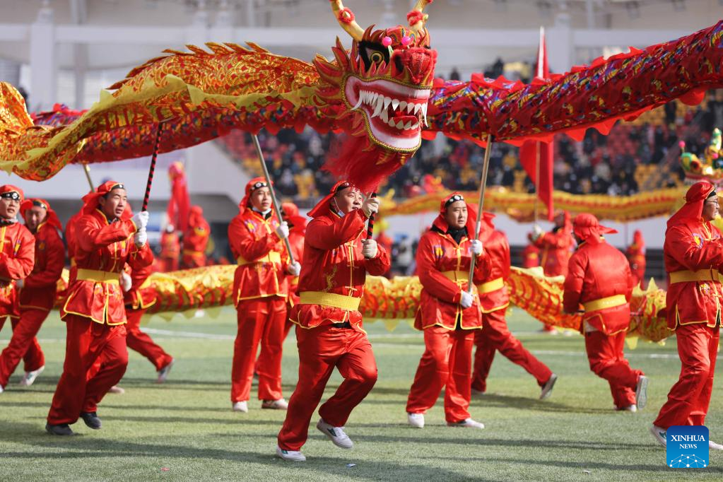 Chinese people celebrate Lantern Festival