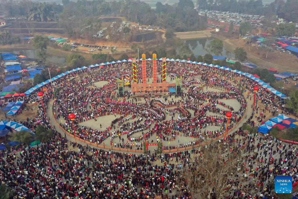 Chinese people celebrate Lantern Festival