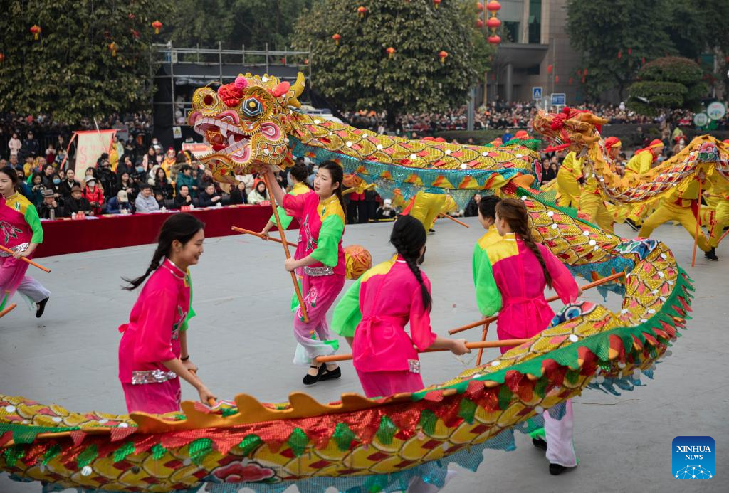 Chinese people celebrate Lantern Festival