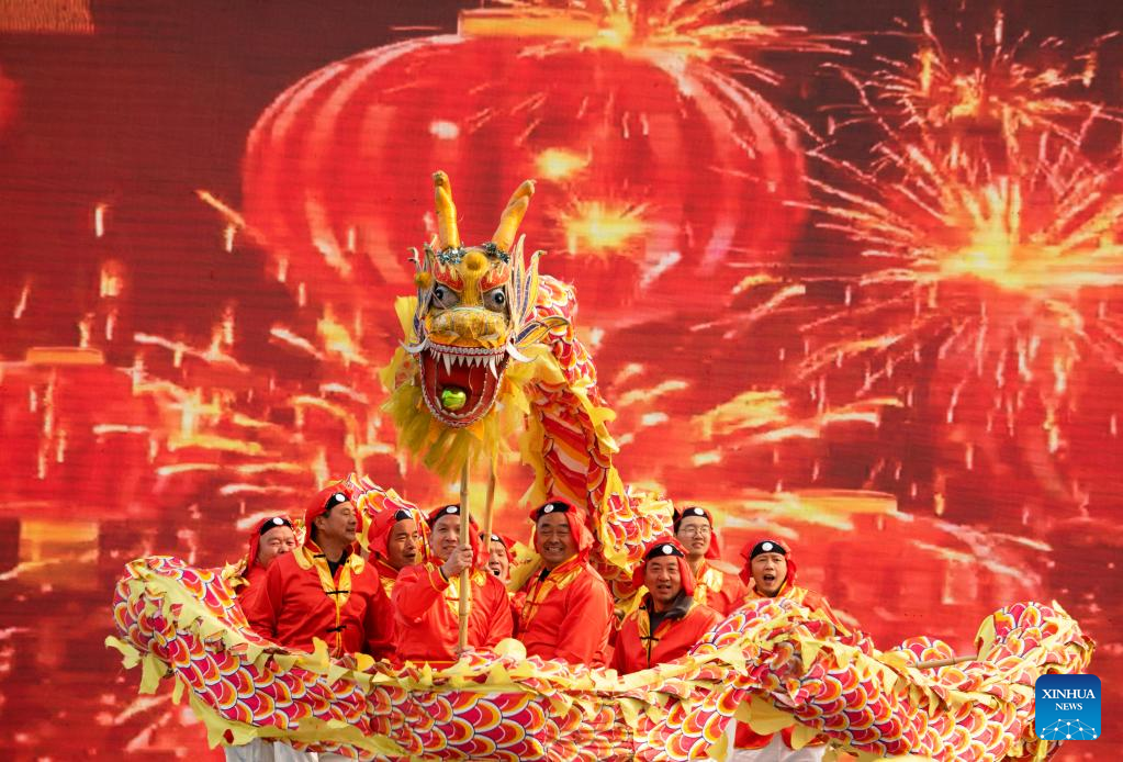 Chinese people celebrate Lantern Festival