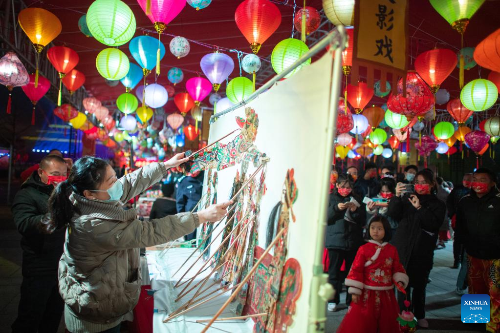 Chinese people celebrate Lantern Festival