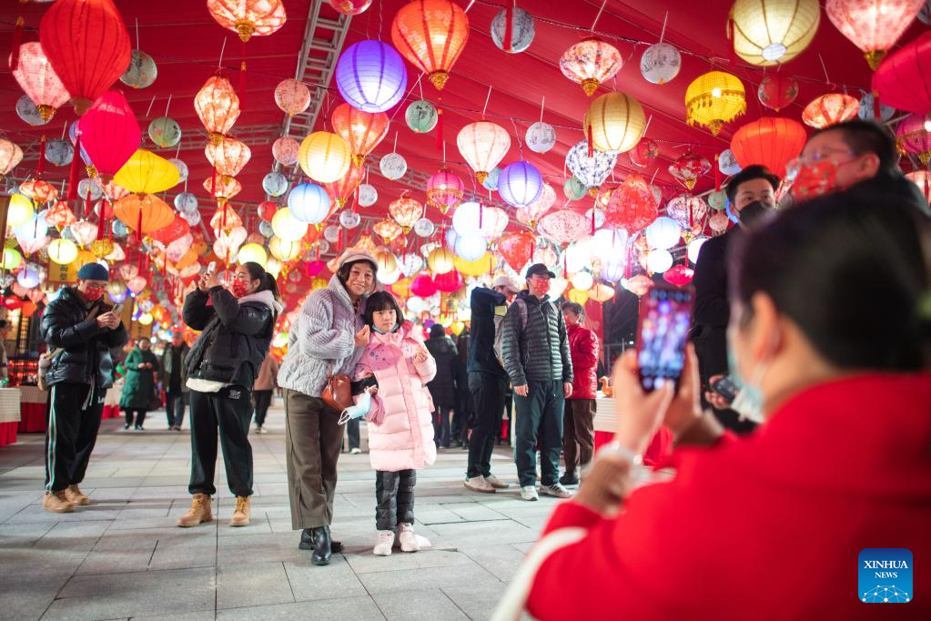 Chinese people celebrate Lantern Festival
