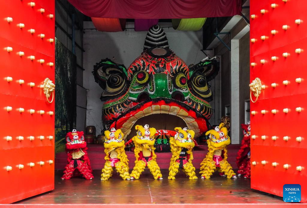 Guangdong Lion Dance presented in Foshan