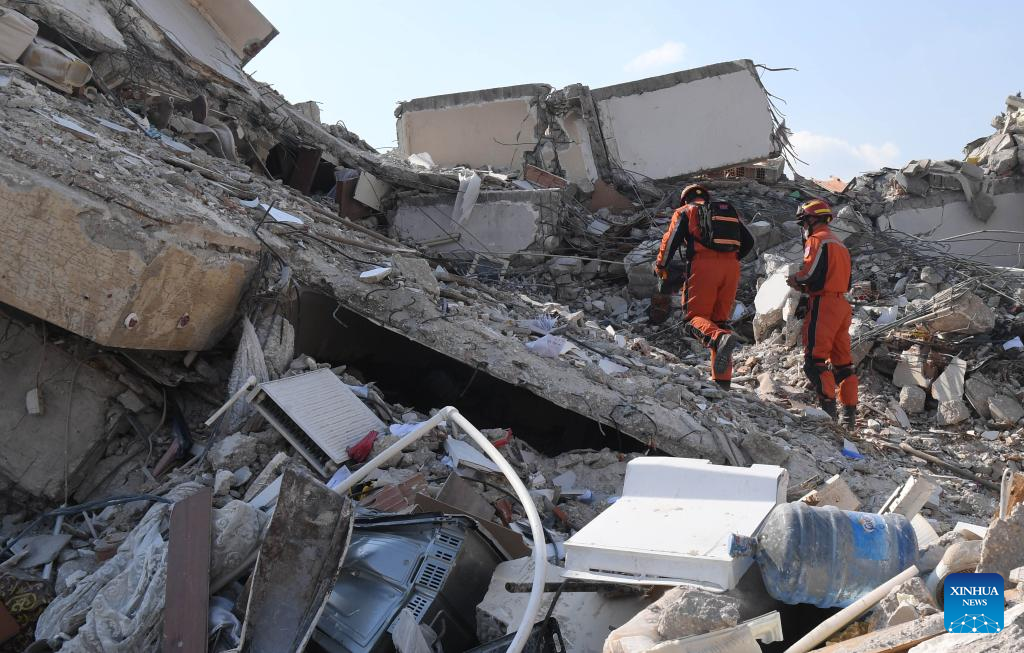 Chinese team helps rescue 4th quake survivor in Türkiye