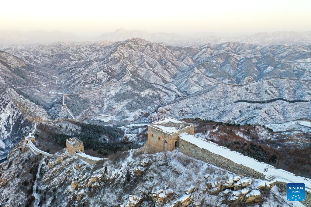 Snow scenery of Simatai section of Great Wall in Beijing