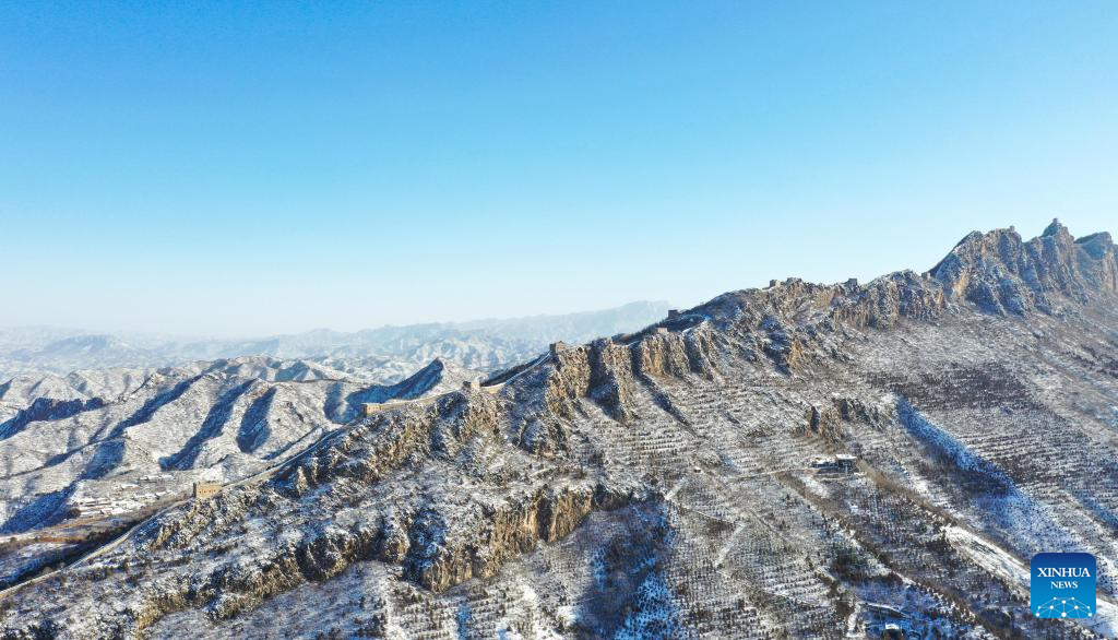 Snow scenery of Simatai section of Great Wall in Beijing