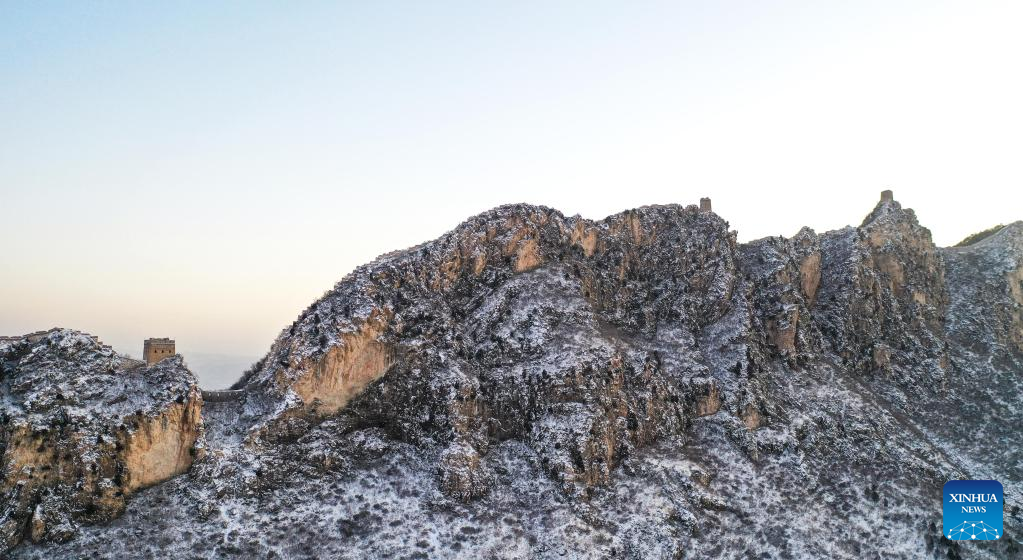 Snow scenery of Simatai section of Great Wall in Beijing