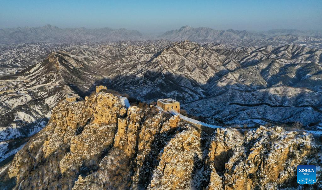 Snow scenery of Simatai section of Great Wall in Beijing