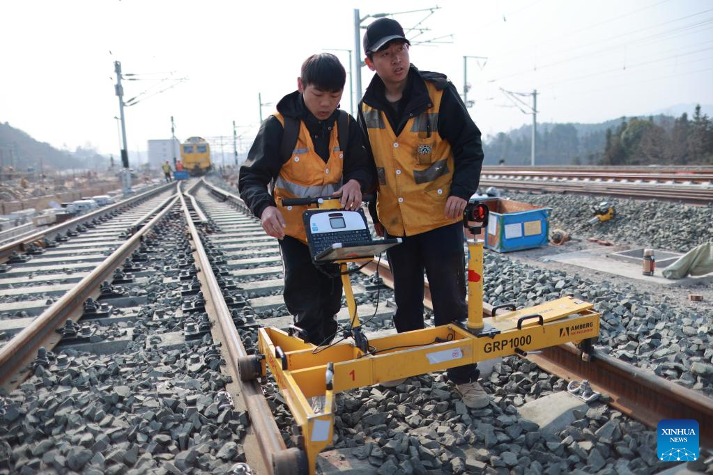 Guiyang-Nanning high-speed railway under construction