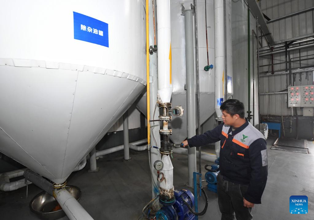 Waste oil recycled into products in SW China's Sichuan