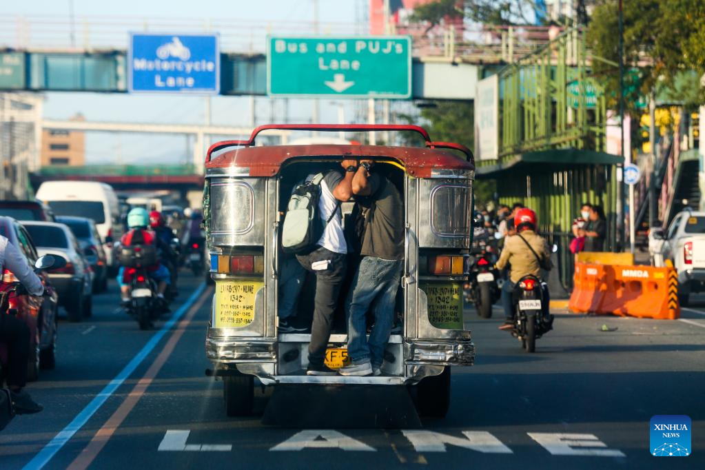 Nationwide transport strike against proposed jeepney phaseout kicks off in Philippines