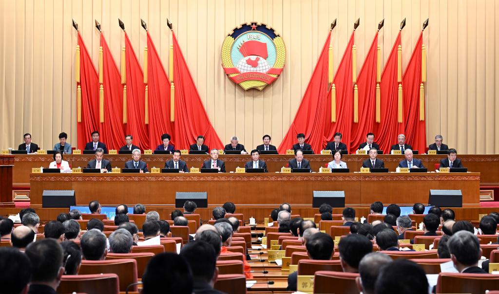 China's top political advisory body holds standing committee meeting