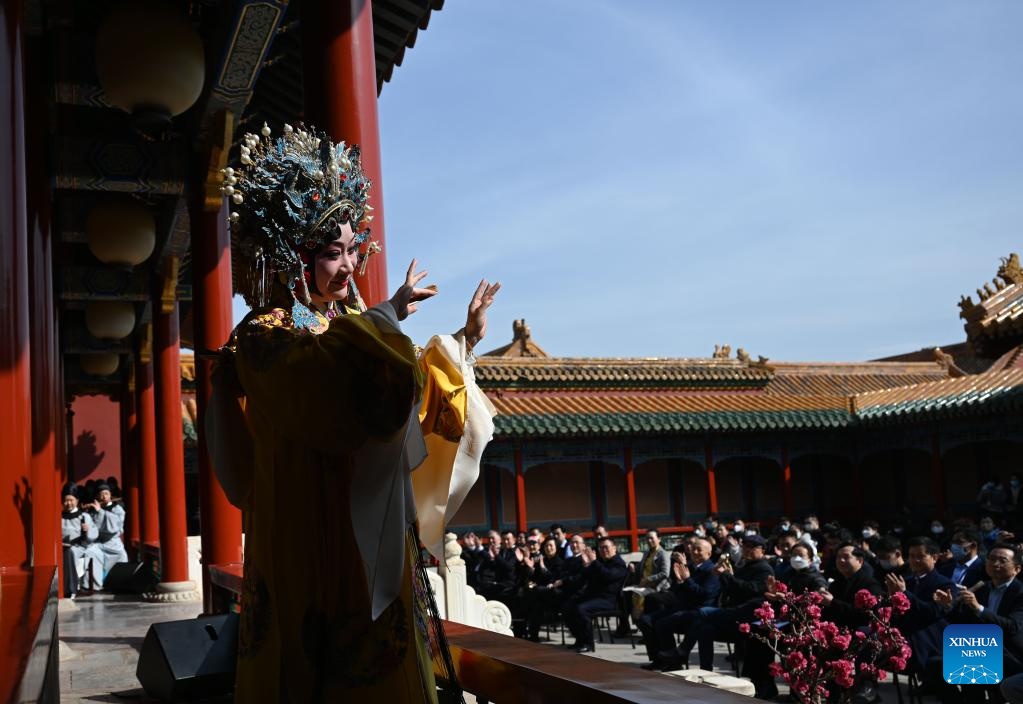 Chinese classic operas restaged at Palace Museum in Beijing