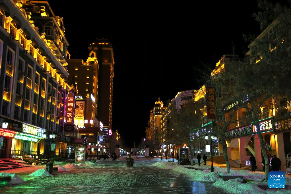 Night scenery of Manzhouli in N China's Inner Mongolia