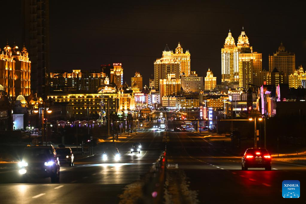 Night scenery of Manzhouli in N China's Inner Mongolia