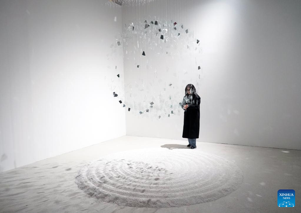 Contemporary art exhibition kicks off in Beijing