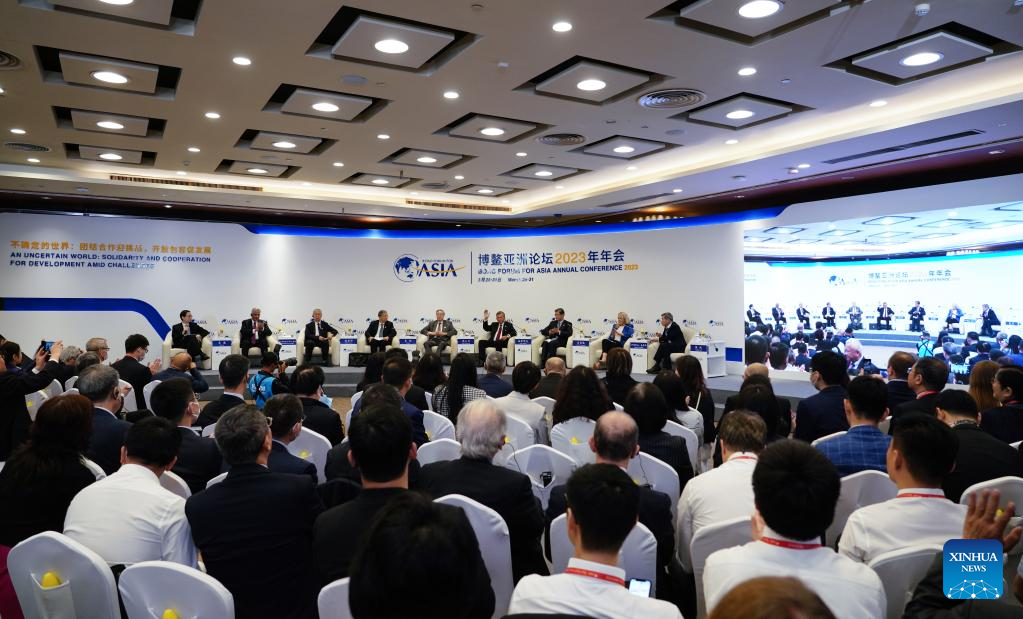 Green development and new energy draw much attention during Boao Forum
