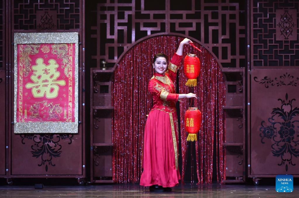 In pics: gala show of 11th China Acrobatic Exhibition in east China