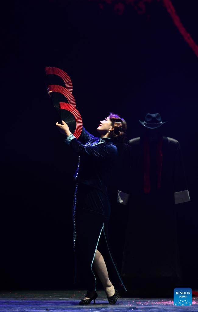 In pics: gala show of 11th China Acrobatic Exhibition in east China