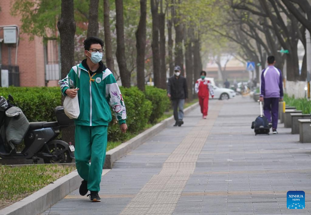 Sandstorm hits Beijing