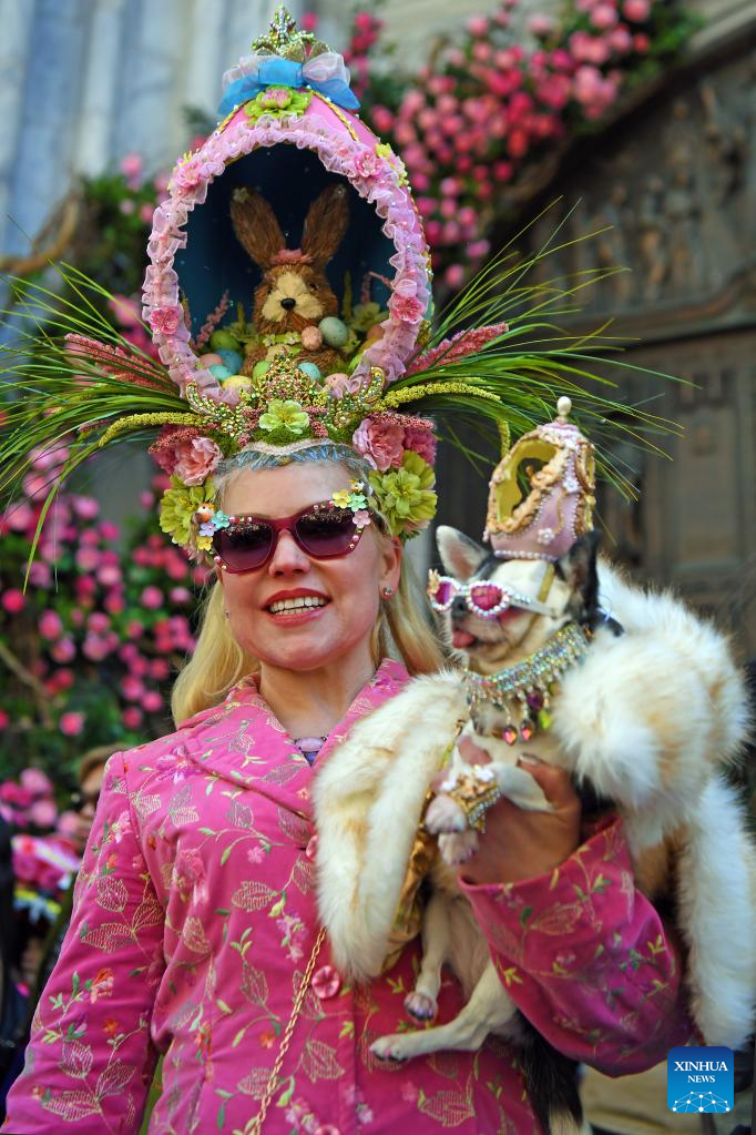 Easter Bonnet Parade takes place in U.S.
