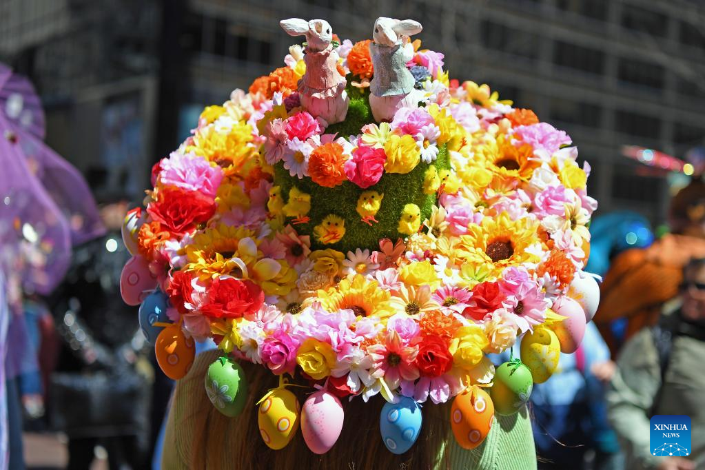 Easter Bonnet Parade takes place in U.S.