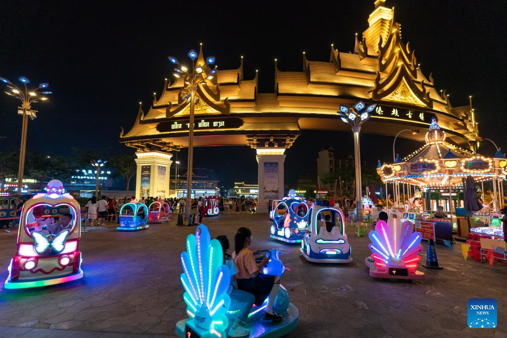 Ancient town boosts local cultural tourism in Mangshi City, SW China