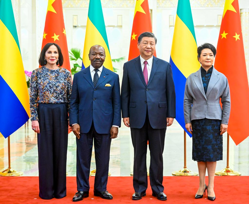 Chinese, Gabonese presidents hold talks, decide to upgrade bilateral partnership