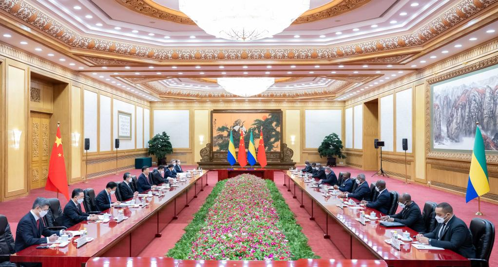 Chinese, Gabonese presidents hold talks, decide to upgrade bilateral partnership