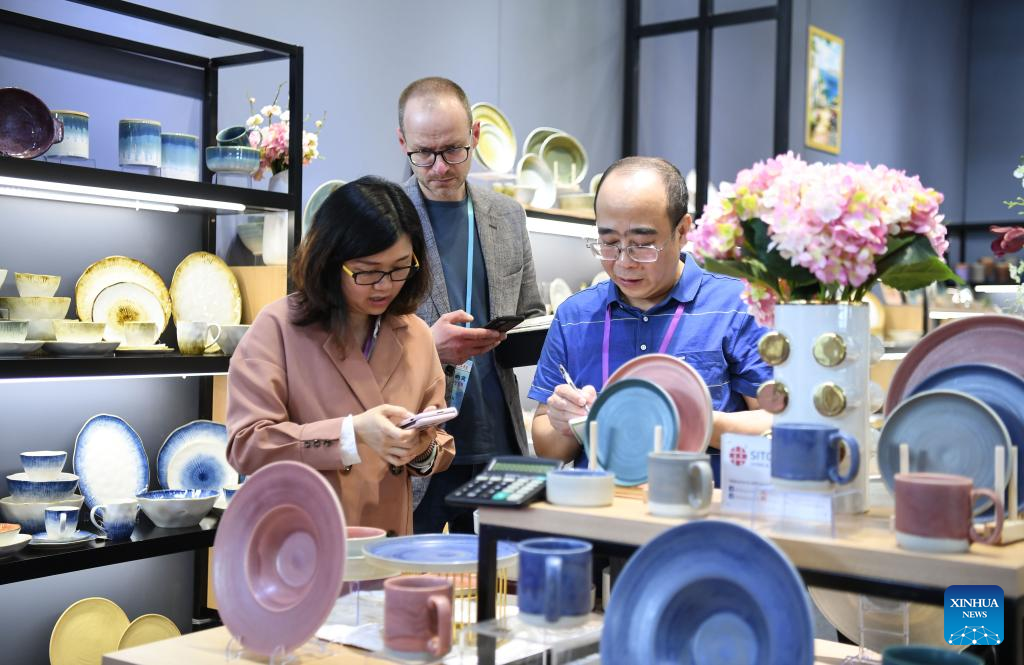 Second phase of 133rd session of Canton Fair kicks off in Guangzhou, S China