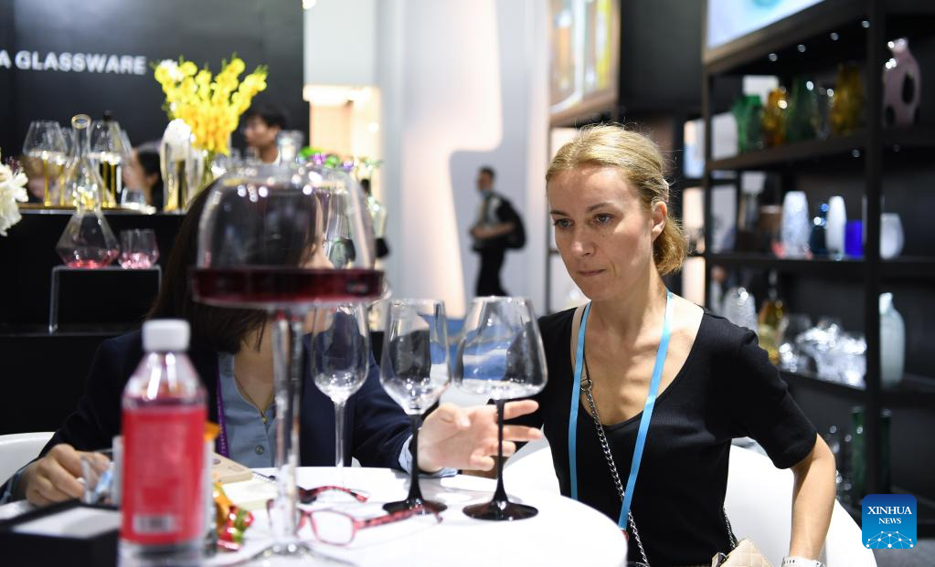Second phase of 133rd session of Canton Fair kicks off in Guangzhou, S China