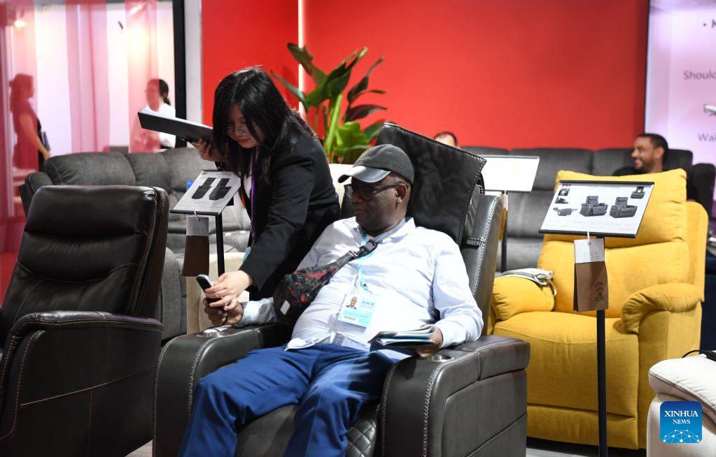 Second phase of 133rd session of Canton Fair kicks off in Guangzhou, S China