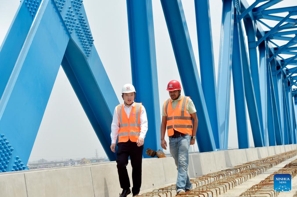 Feature: Chinese youths devoted to BRI projects in Bangladesh