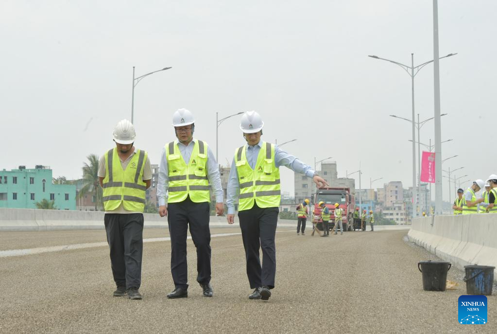 Feature: Chinese youths devoted to BRI projects in Bangladesh
