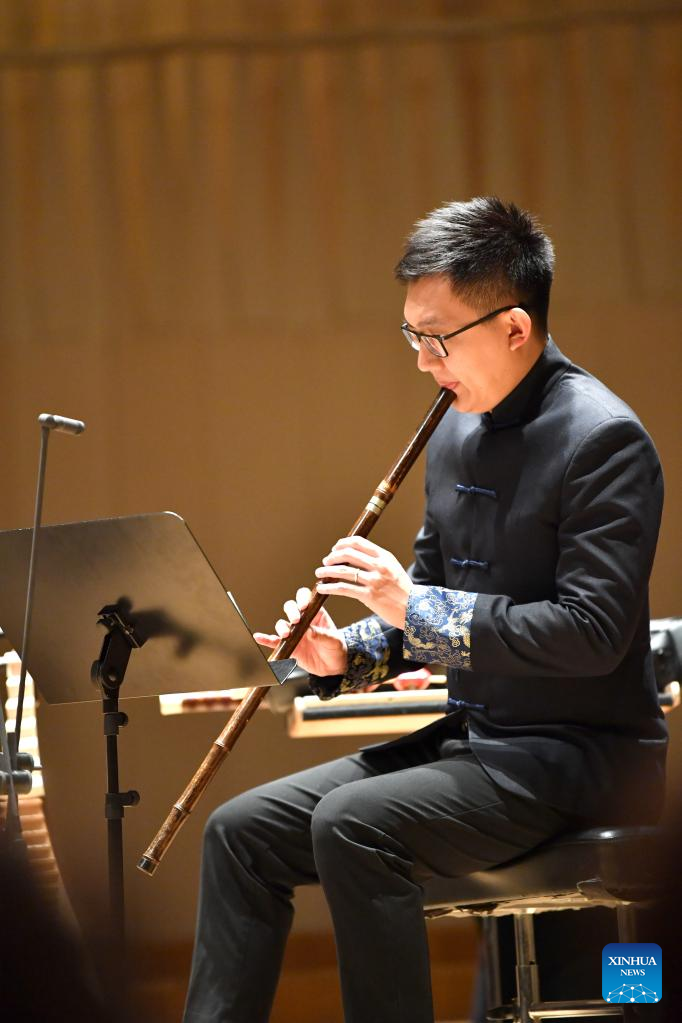 Feature: Chinese classical music resonates in ancient Swiss city