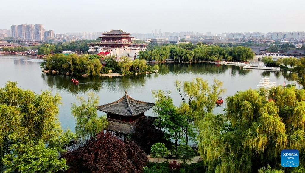 Tang Paradise shows life style of prosperous Tang Dynasty in Xi'an, NW China