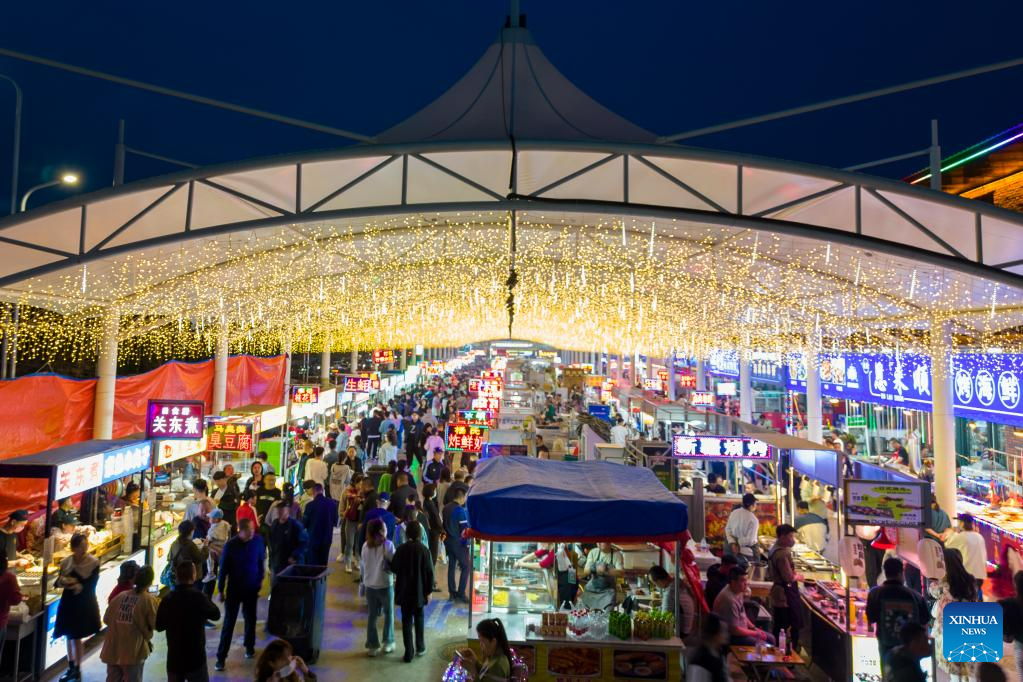 NE China's Yichun boosts nighttime economy