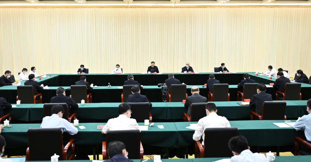 Xi urges sustained efforts to curb desertification