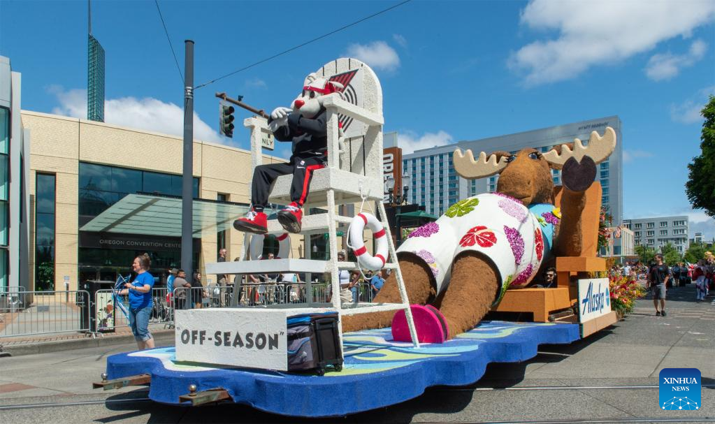 Grand Floral Parade held during Portland Rose Festival