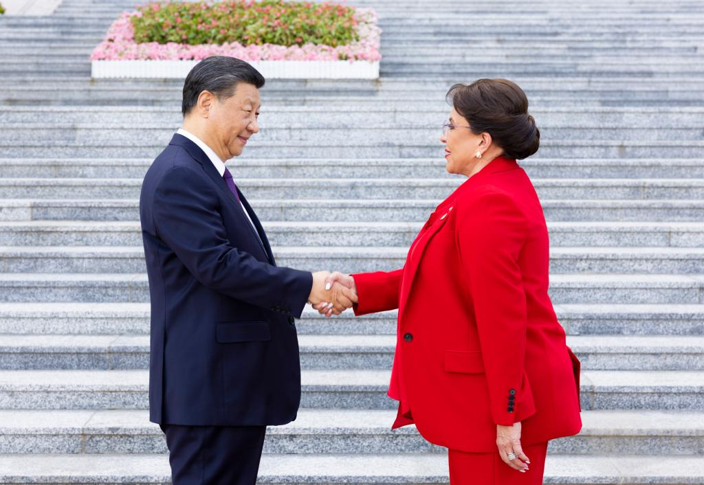 Xi, Xiomara Castro chart course for China-Honduras ties at historic meeting