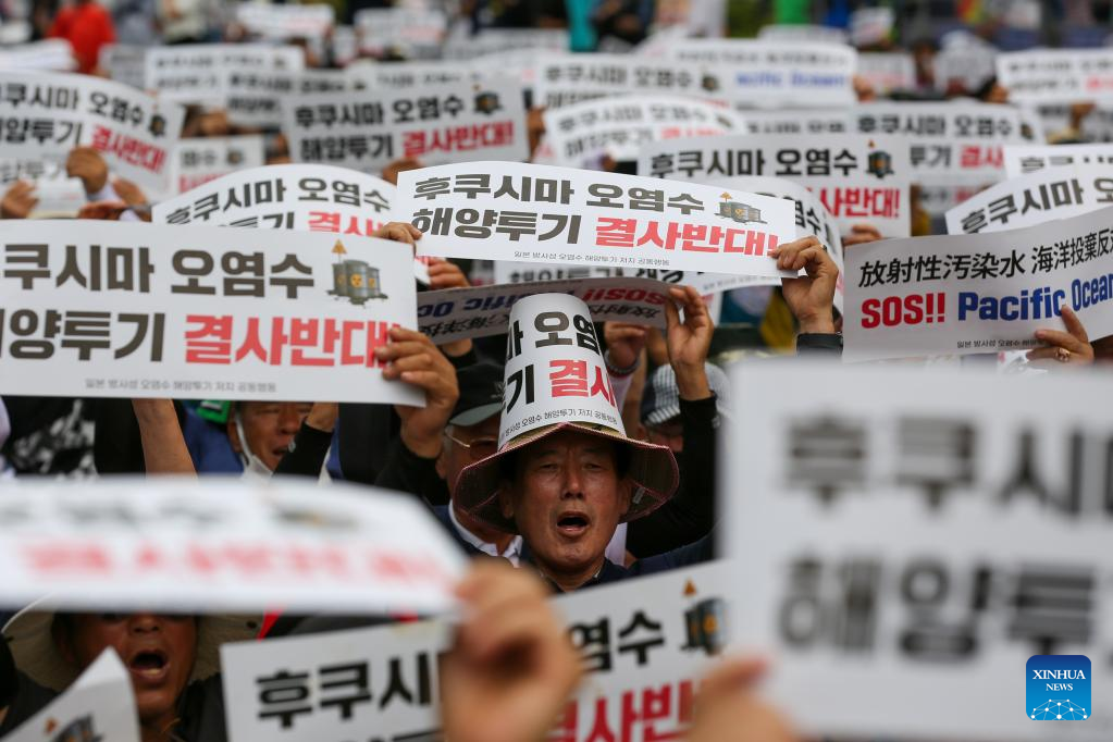 S. Korean fishermen clamor against Japan's radioactive wastewater discharge