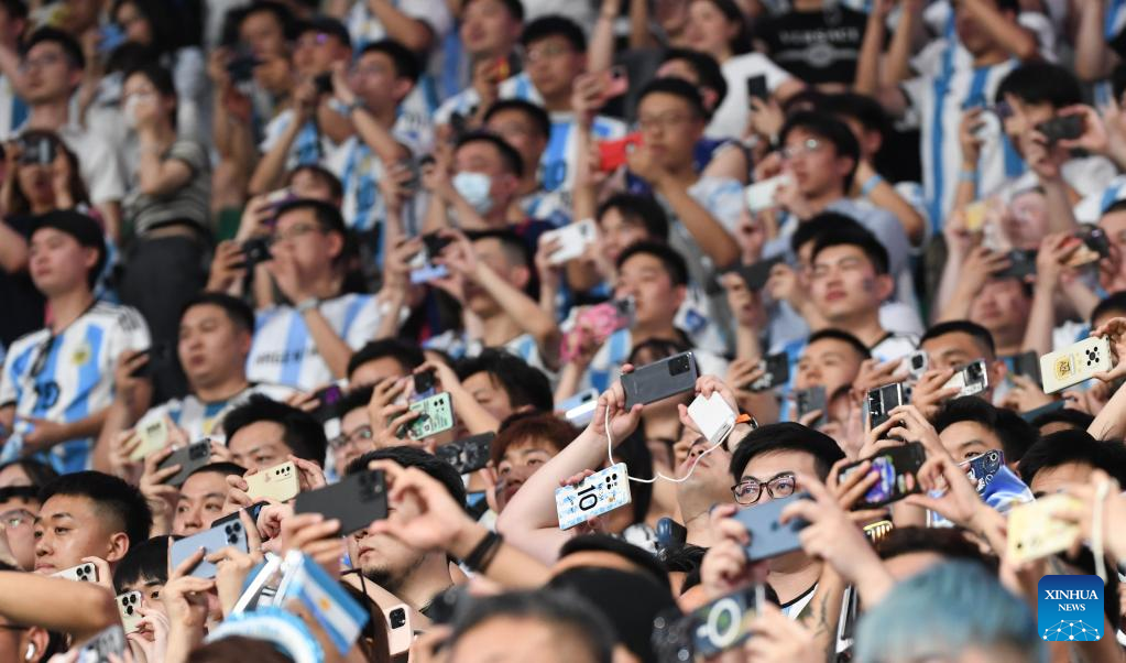 Messi scores as Argentina beat Australia at Beijing Workers' Stadium